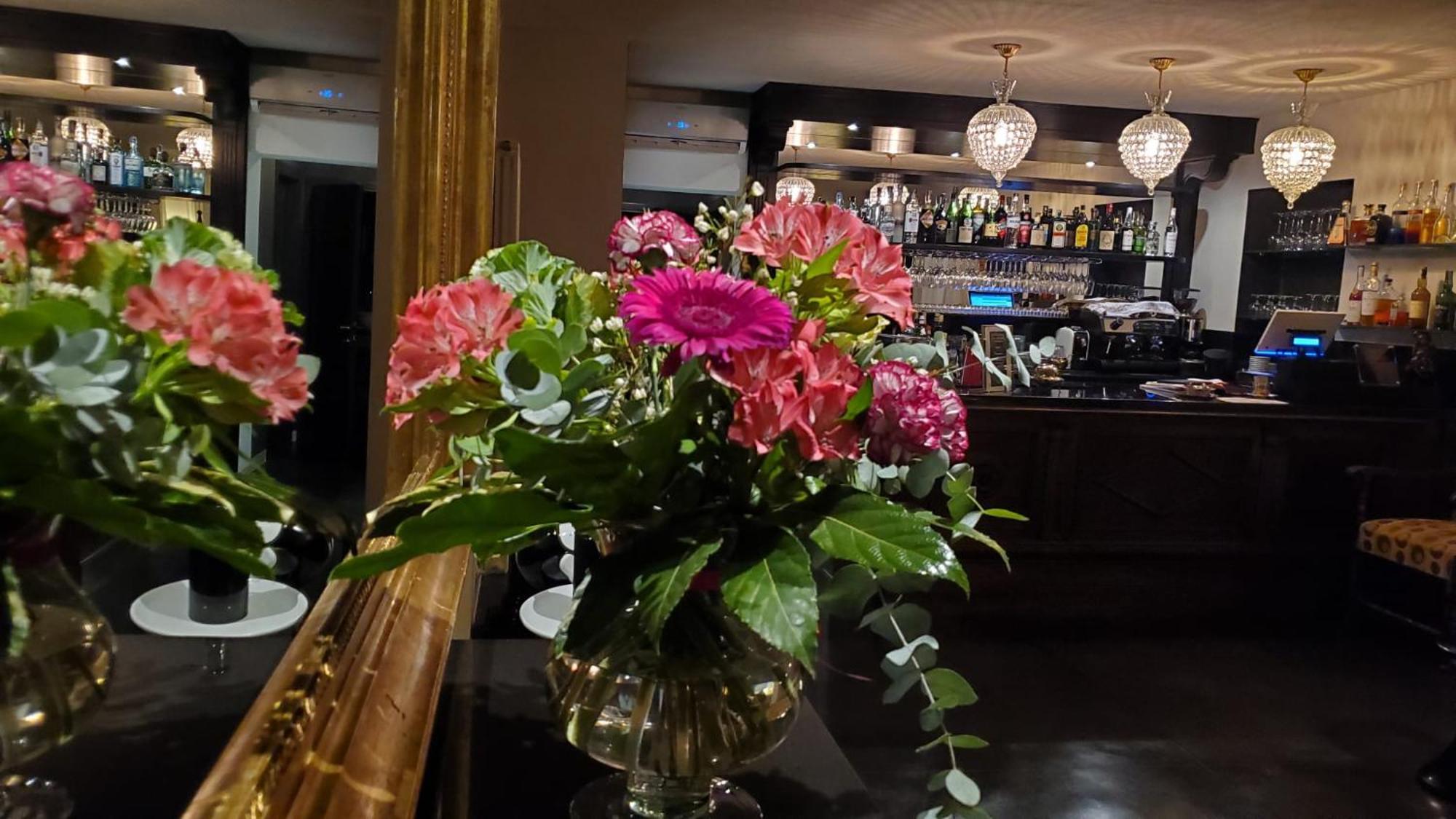 I Torretti Locazione Turistica, Ristorante, Lounge Bar Hotell Asolo Exteriör bild